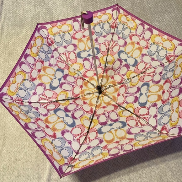 Rainbow Coach Compact Umbrella - Picture 2 of 6